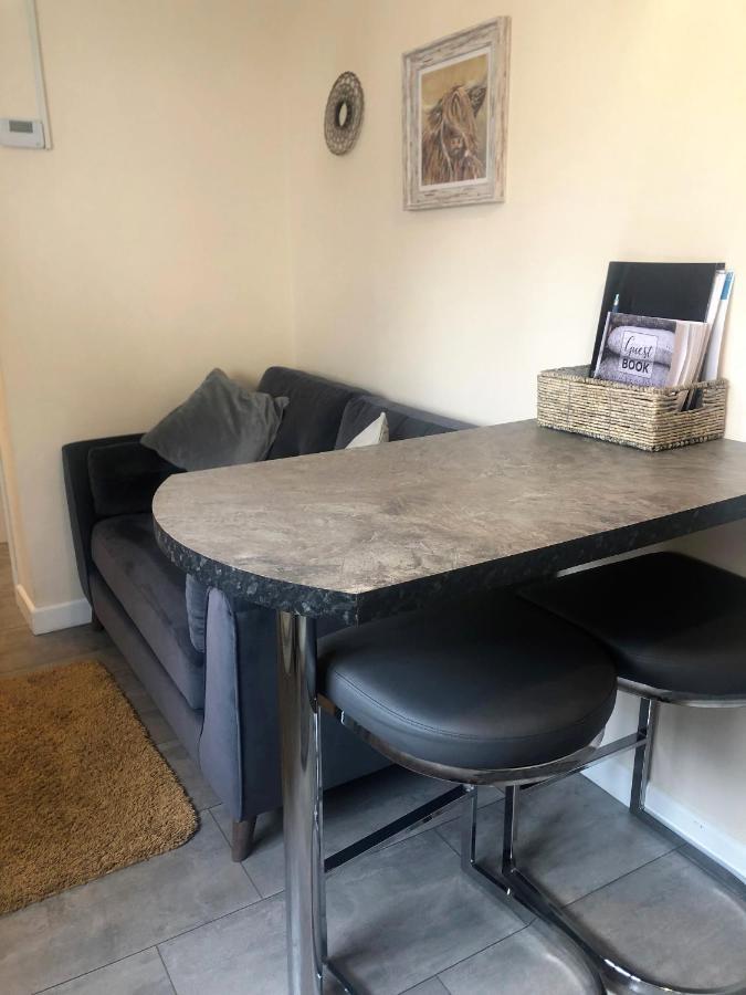 Little Park Holiday Homes Self Catering Cottages 1 & 2 Bedrooms Available Close To Tutbury Castle المظهر الخارجي الصورة